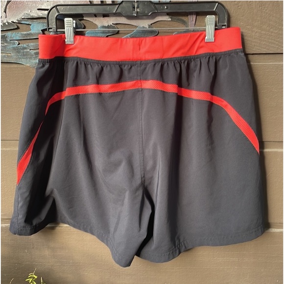 Under Armour Bundle - Picture 3 of 13